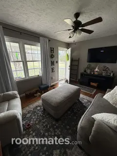 Room for rent in Palmyra, VA $1000, house