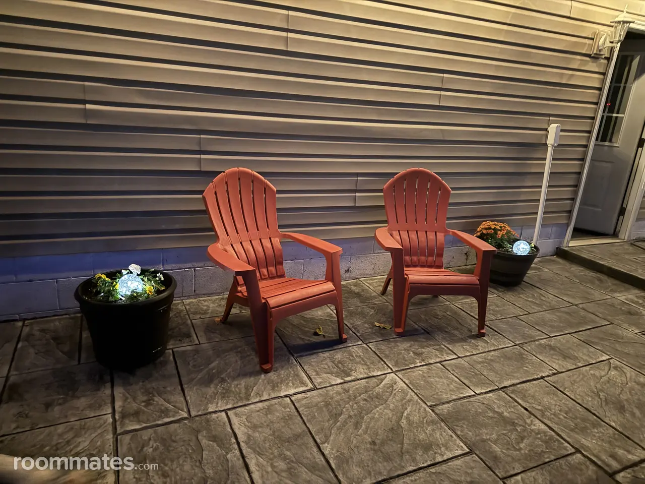 Profile photo 9 of 10