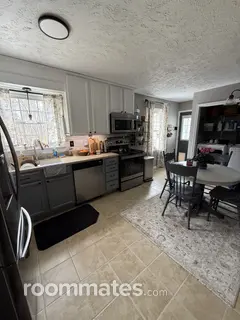 Room for rent in Palmyra, VA $1000, house