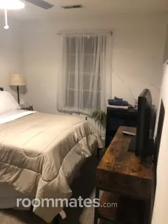 Room for rent in Woodbury, NJ $900, house