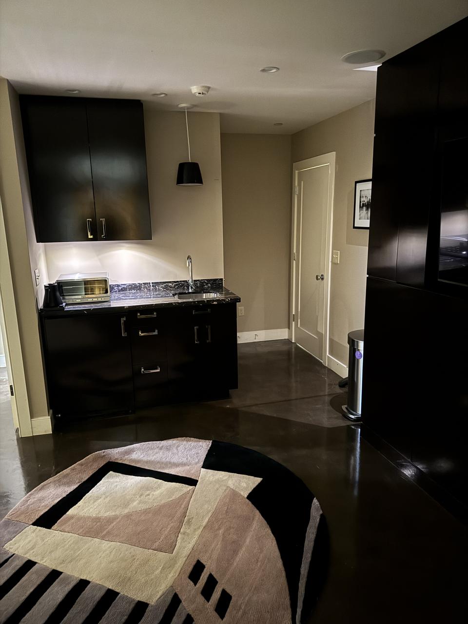 Profile photo 6 of 10