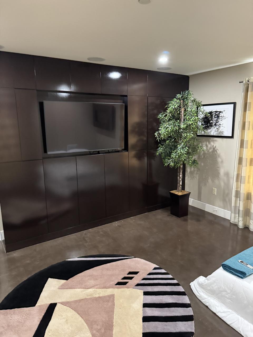 Profile photo 4 of 10