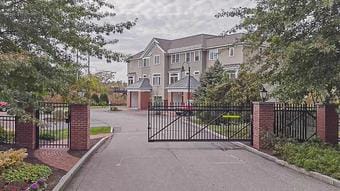 Room for rent in Manchester, NH $1000, townhouse