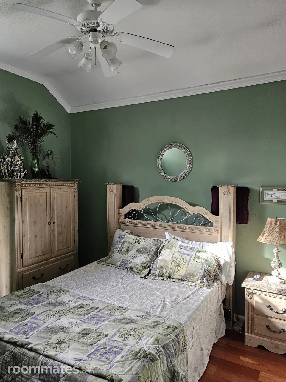 Profile photo 2 of 5