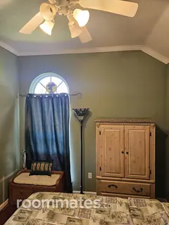 Room for rent in Ocean Springs, MS $900, house