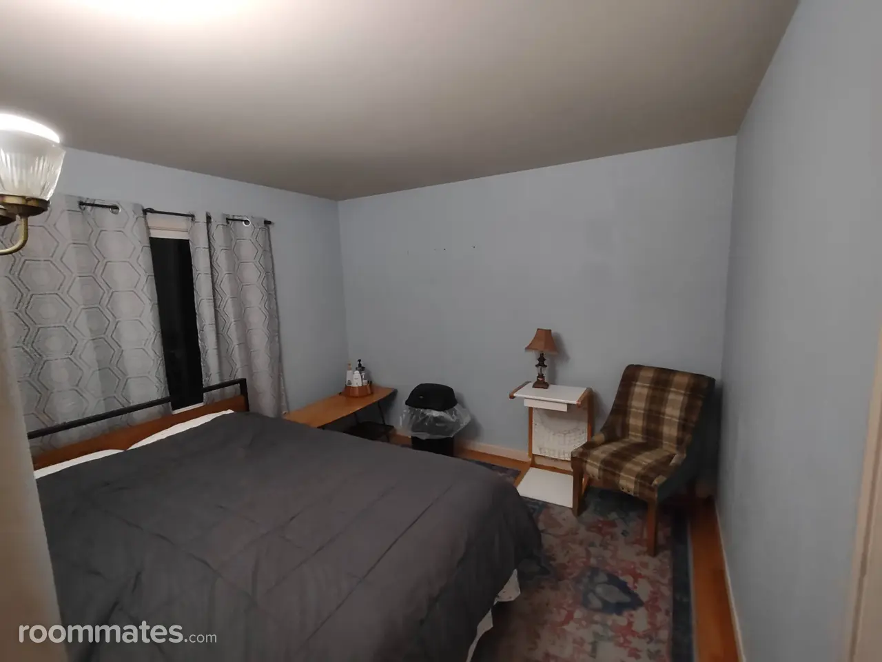 Profile photo 1 of 6