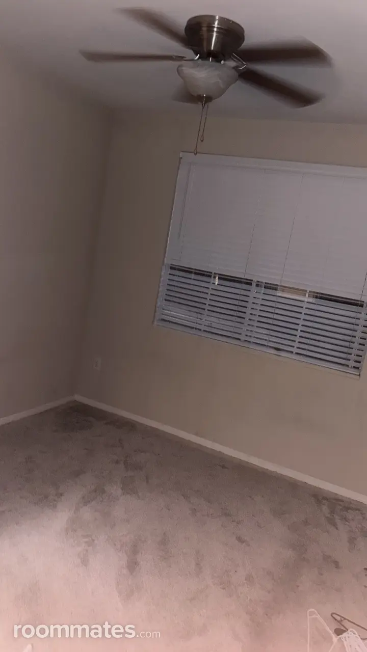 Profile photo 1 of 7