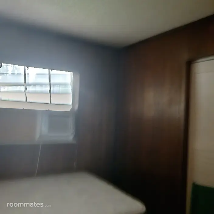 Room for rent in Lauderhill, FL $800, house