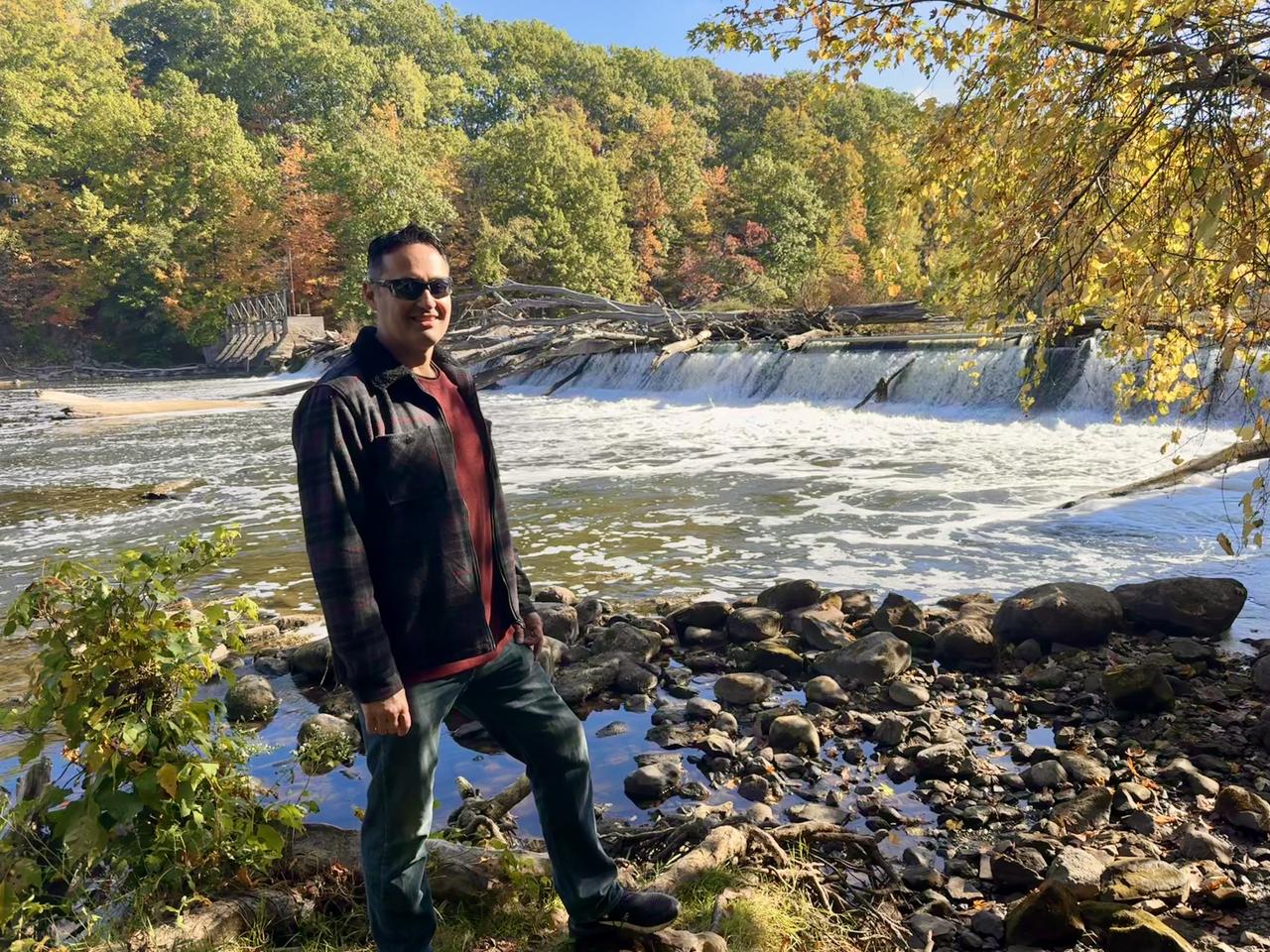 Profile photo 11 of 11