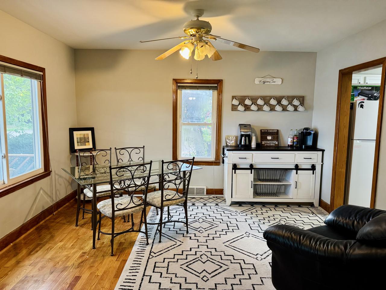 Profile photo 8 of 11