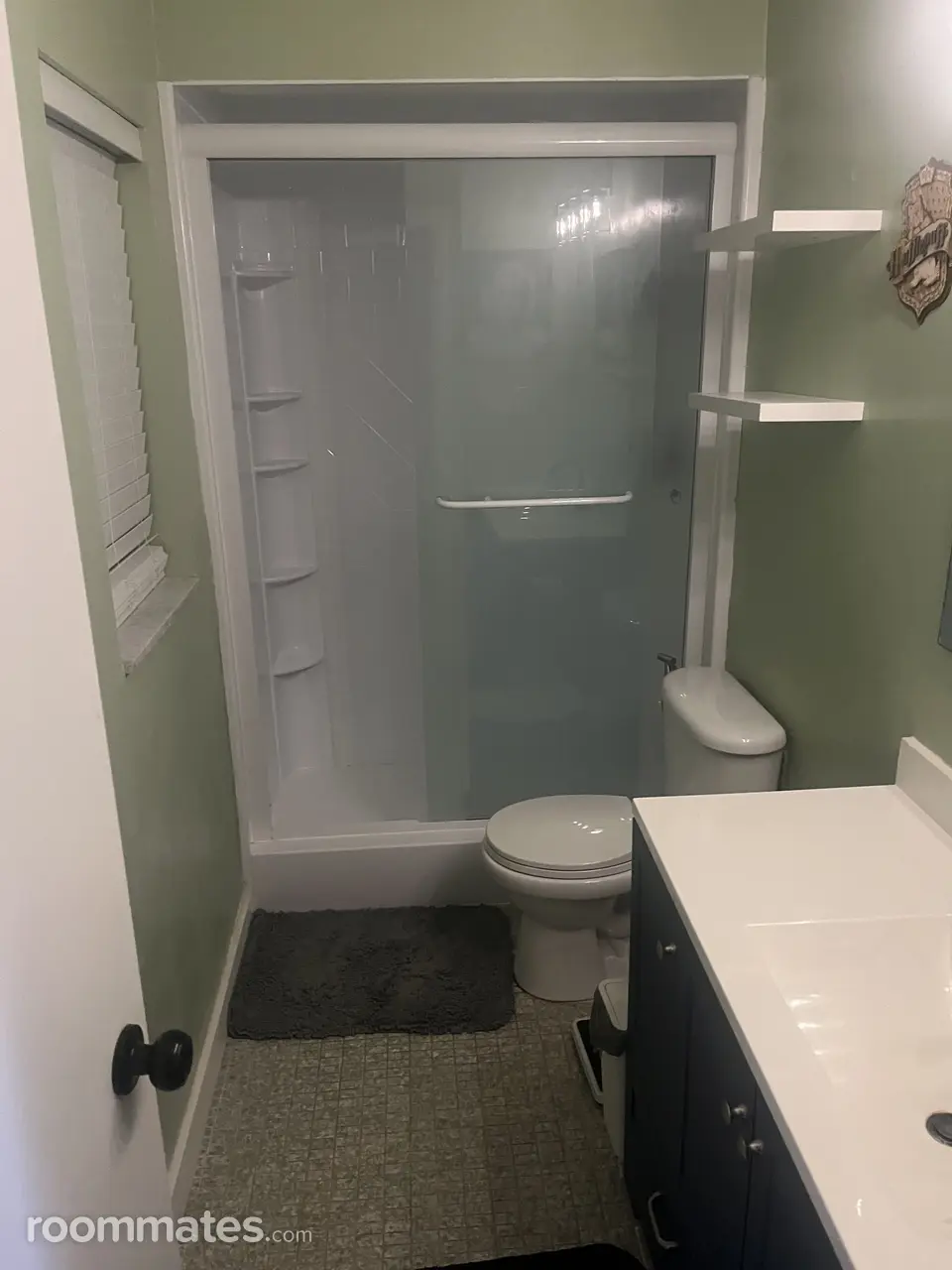 Profile photo 5 of 10