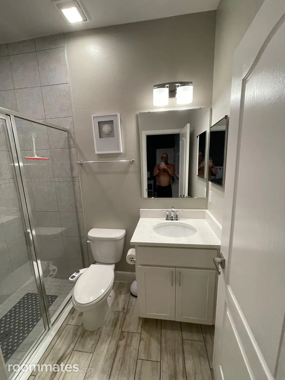 Profile photo 2 of 10