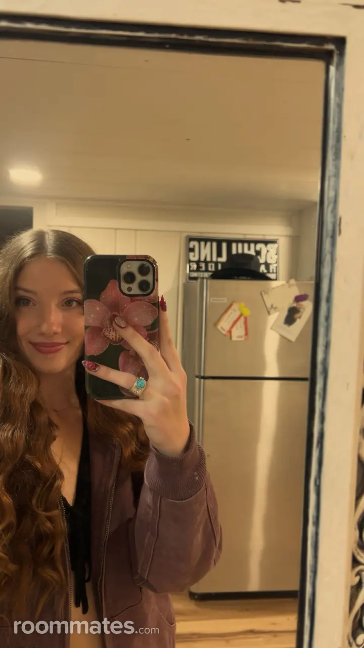 Profile photo 1 of 1