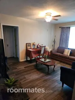 Room for rent in Jacksonville, FL $650, house