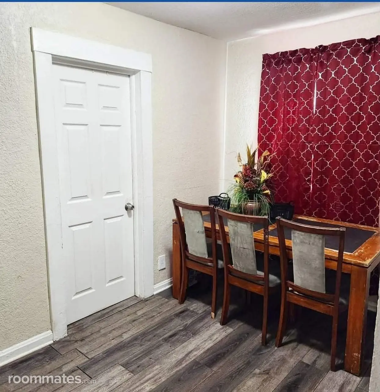 Profile photo 13 of 21