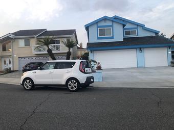 Room for rent in Huntington Beach, CA $998, house