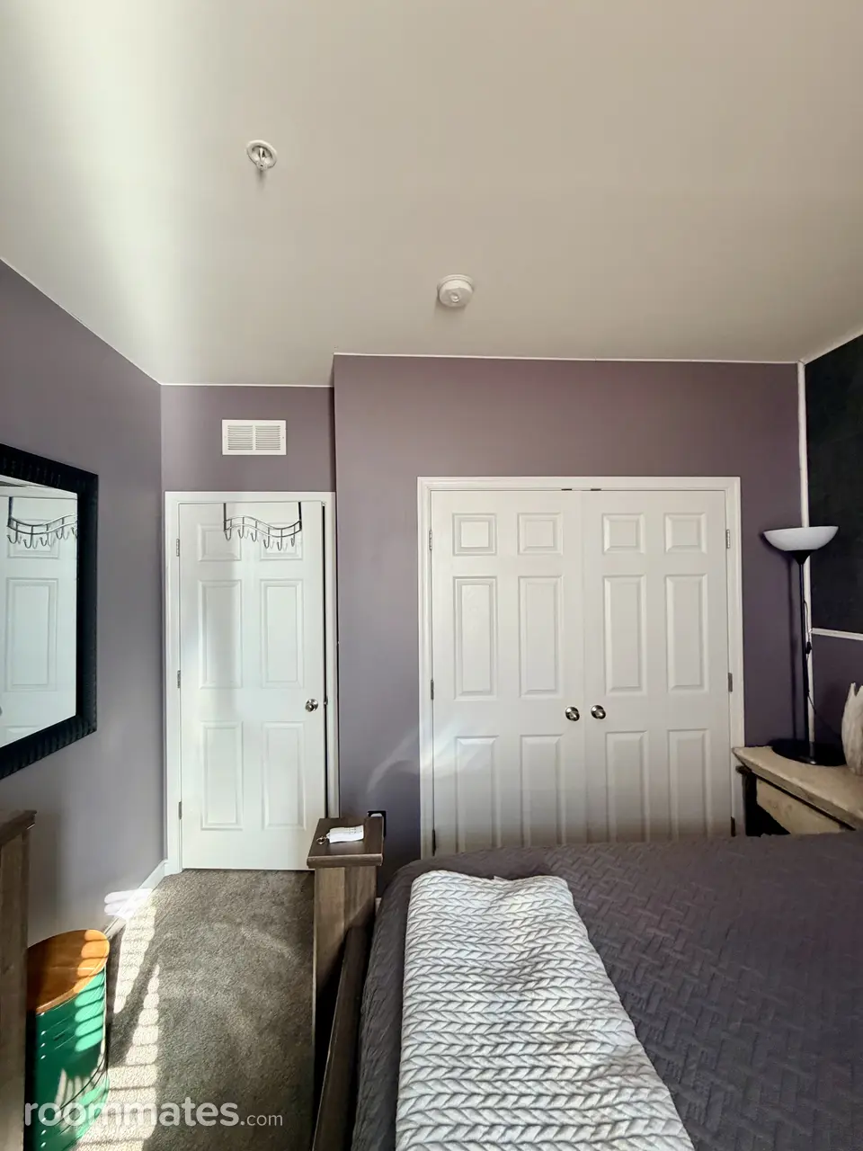 Profile photo 1 of 6