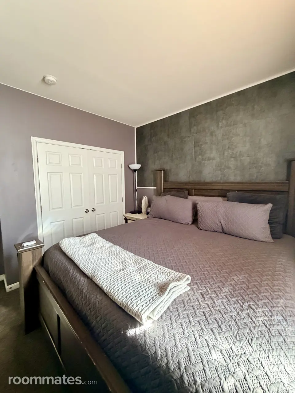 Profile photo 4 of 6