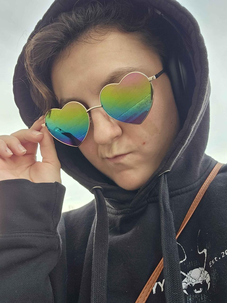 Profile photo 1 of 10