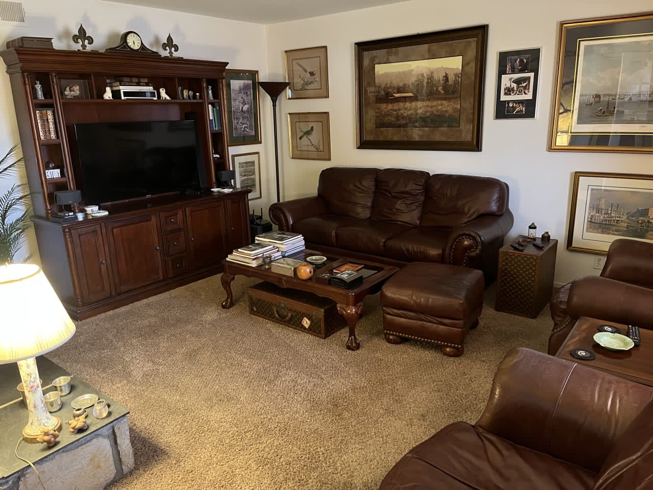 Profile photo 3 of 8