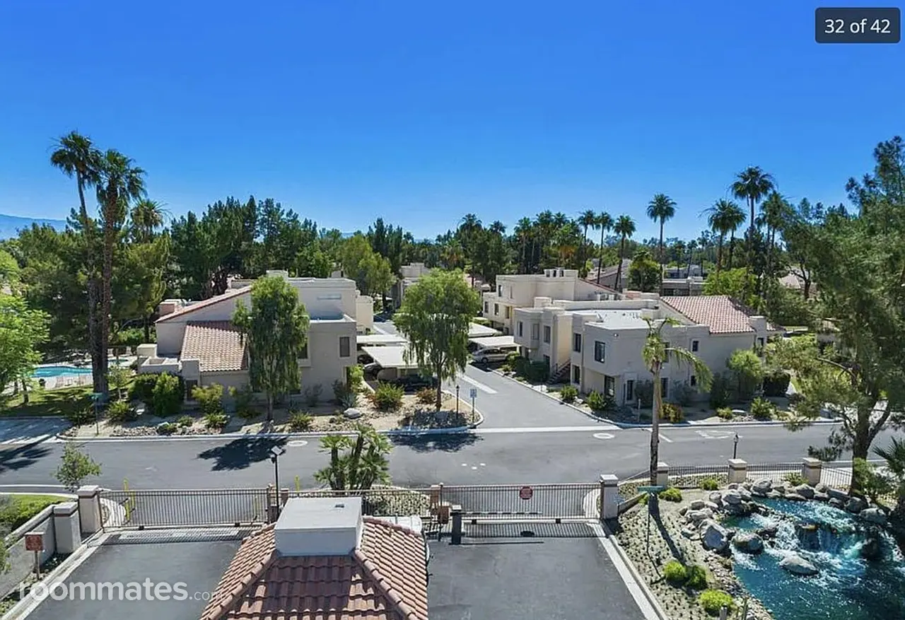 Profile photo 2 of 11