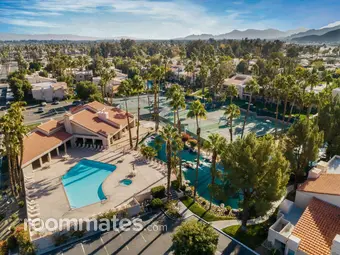 Room for rent in Cathedral City, CA $1500, condo