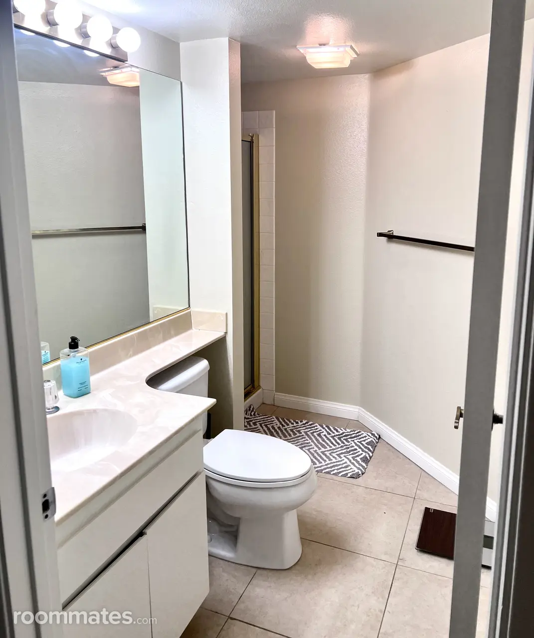 Profile photo 5 of 11