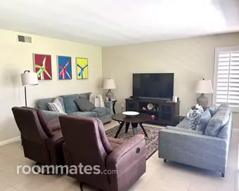 Room for rent in Cathedral City, CA $1500, condo