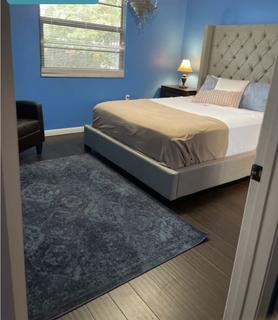 Room for rent in Boca Raton, FL $1200, condo