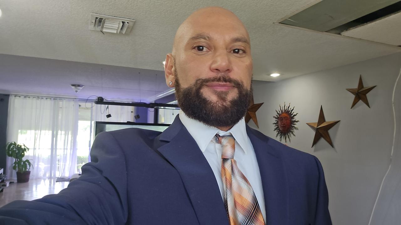 Profile photo 11 of 11