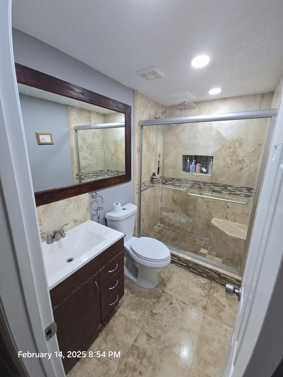 Profile photo 4 of 11