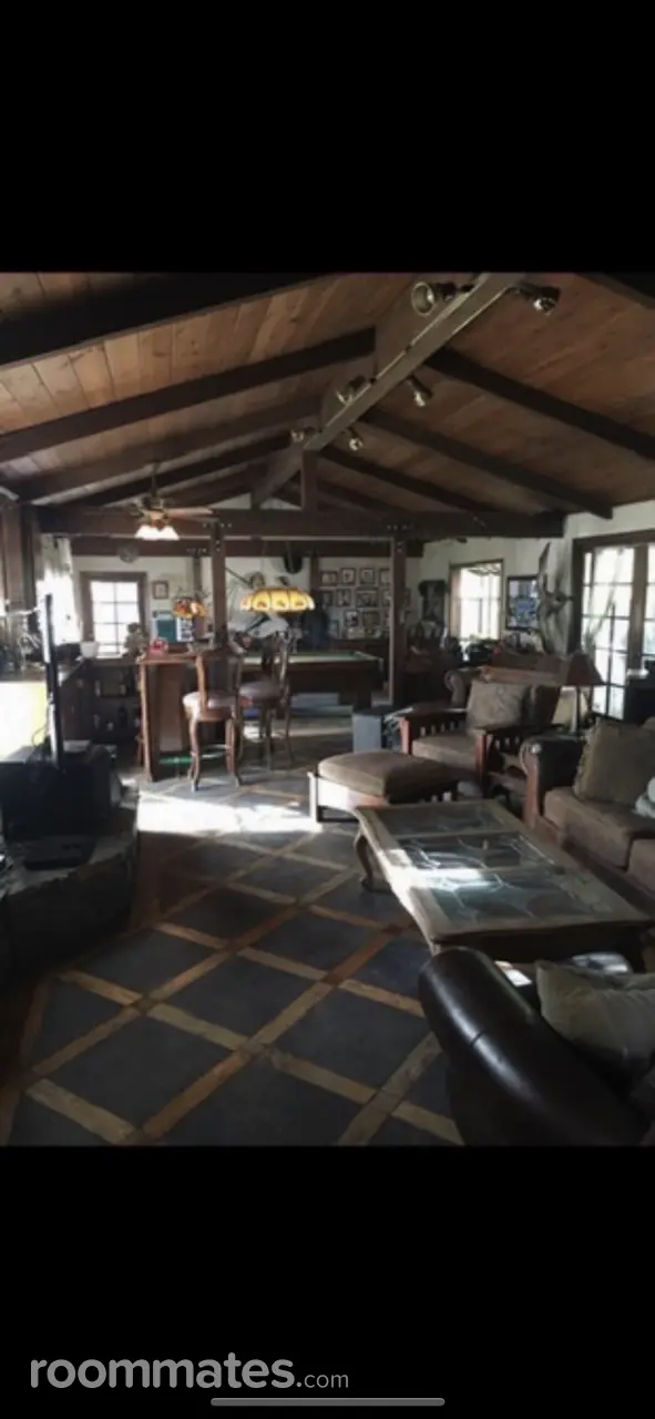 Profile photo 4 of 9