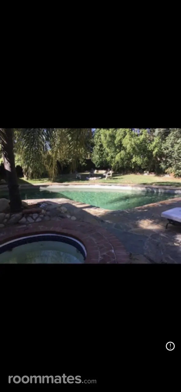 Profile photo 1 of 9