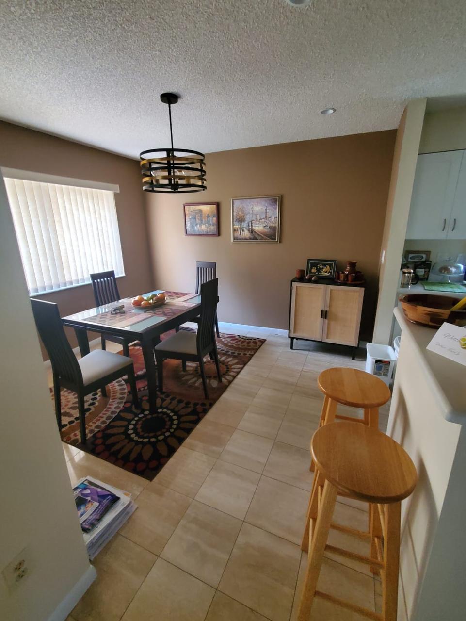 Profile photo 13 of 18