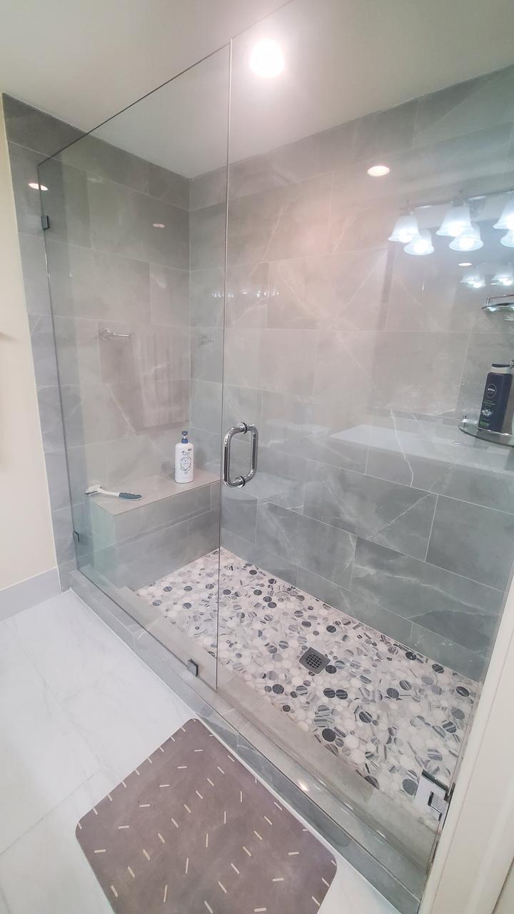 Profile photo 6 of 18