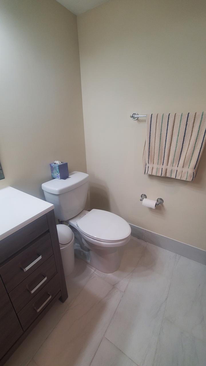 Profile photo 8 of 18