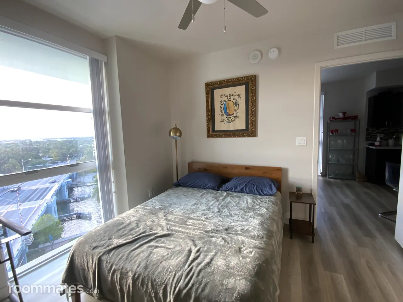 Profile photo 6 of 11