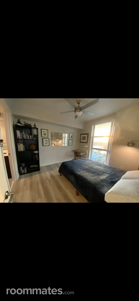 Profile photo 4 of 11