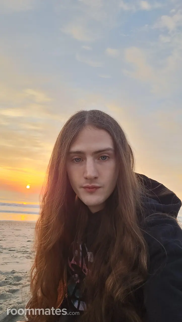 Profile photo 1 of 3