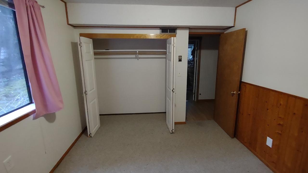 Profile photo 1 of 6