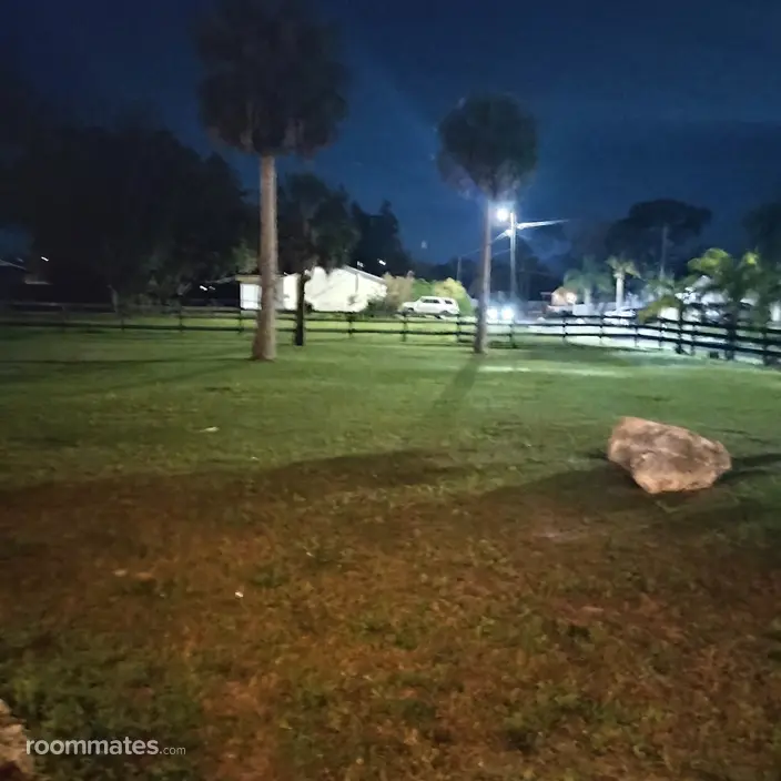 Room for rent in Hudson, FL $500, house
