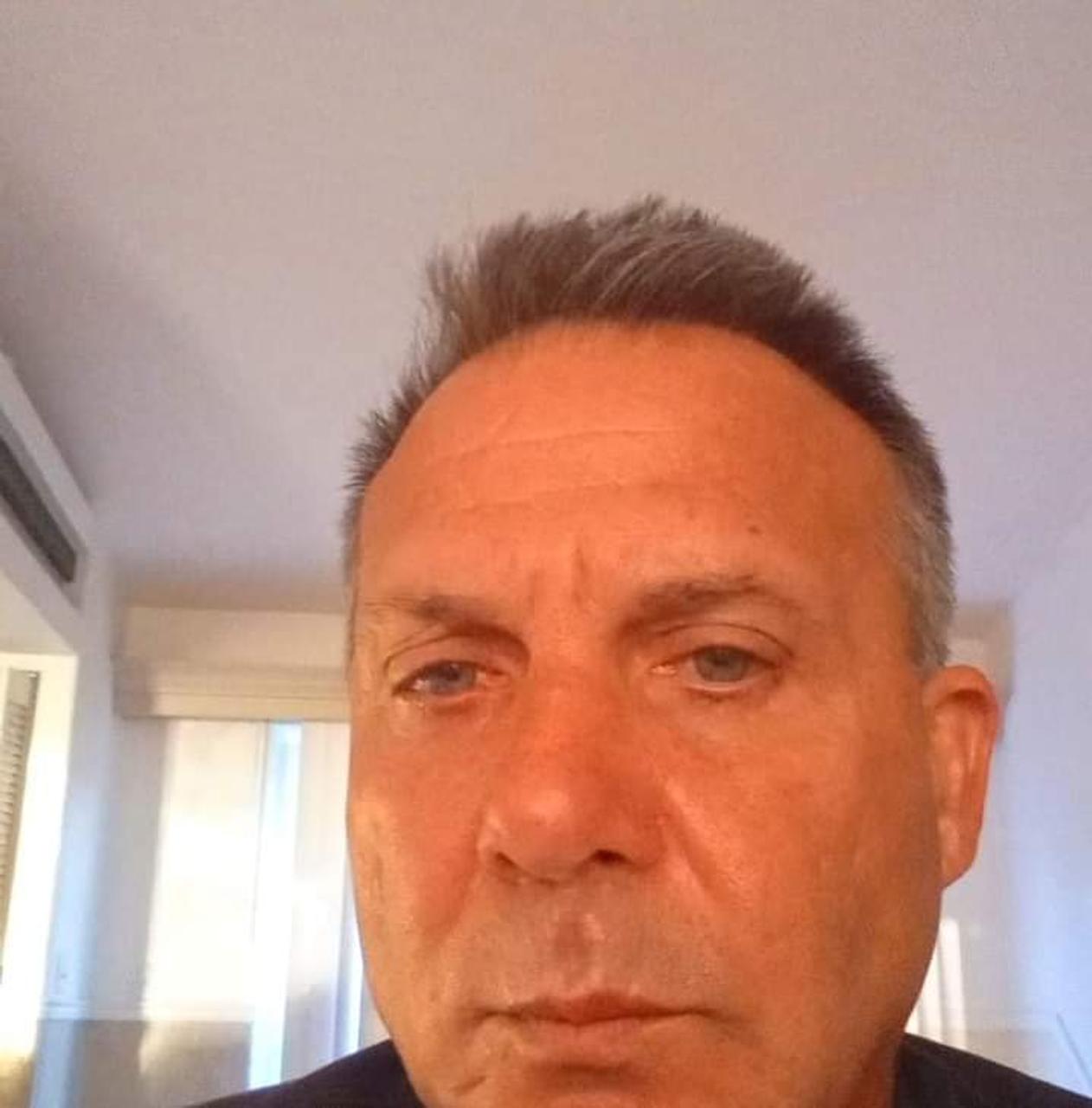 Profile photo 9 of 9