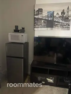 Room for rent in Laurel, MD $1200, townhouse