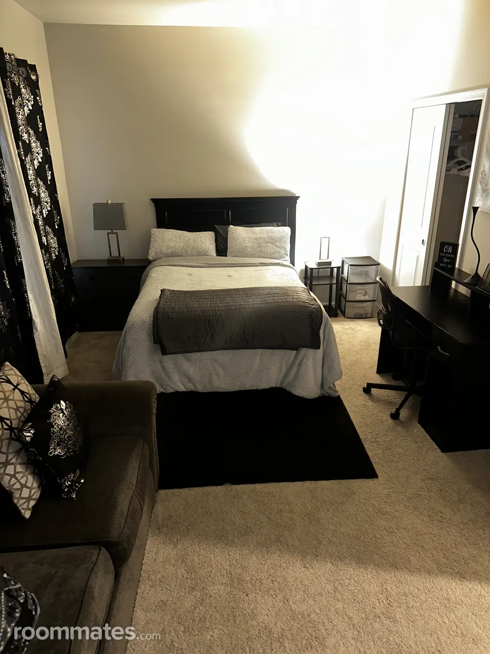 Profile photo 2 of 9