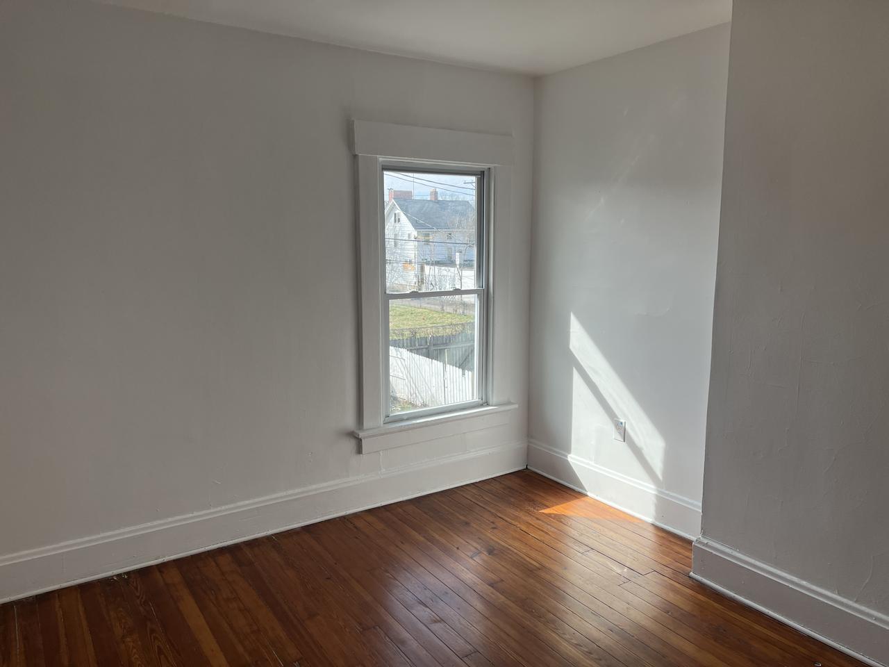 Profile photo 7 of 14