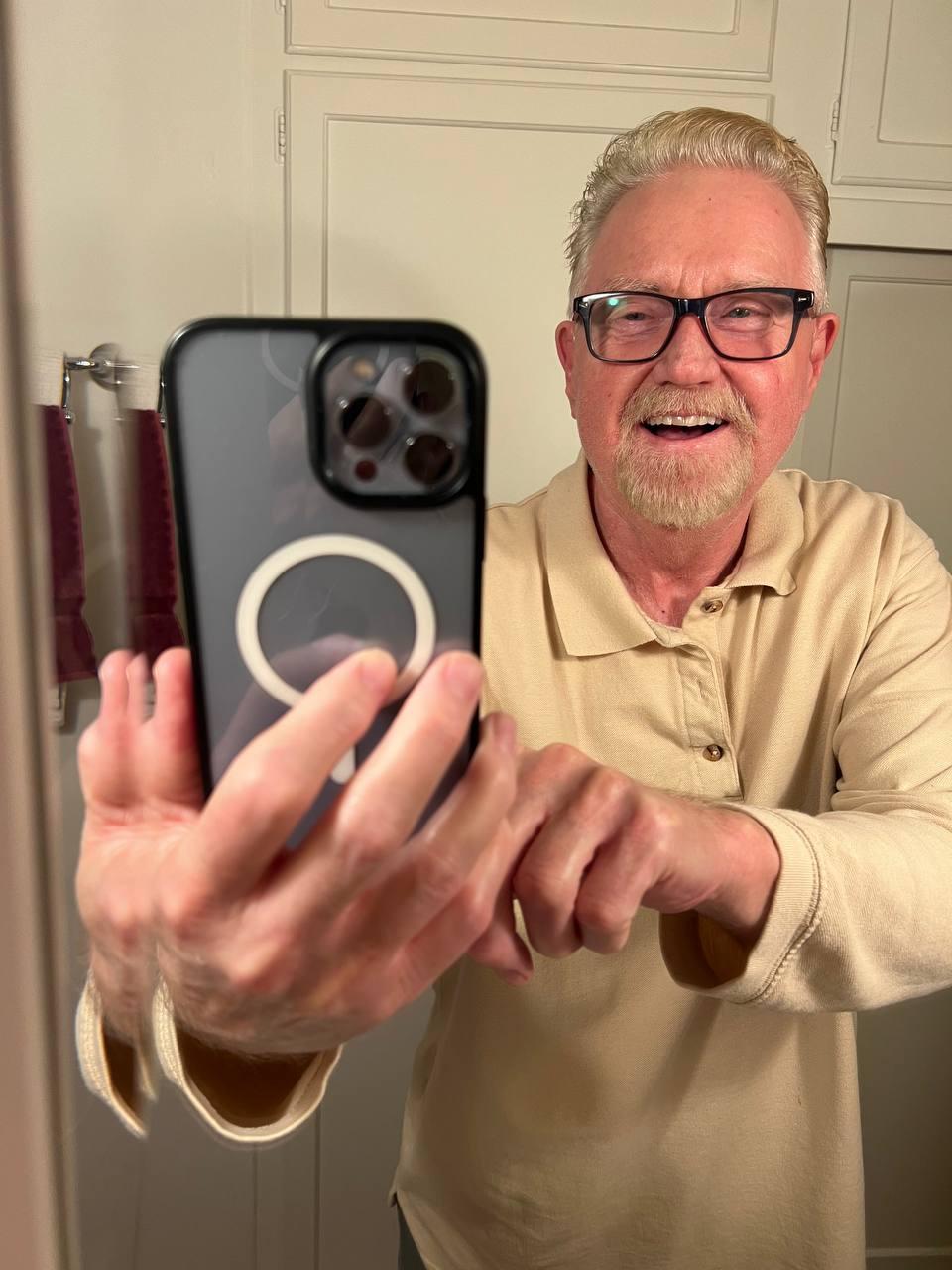 Profile photo 11 of 11