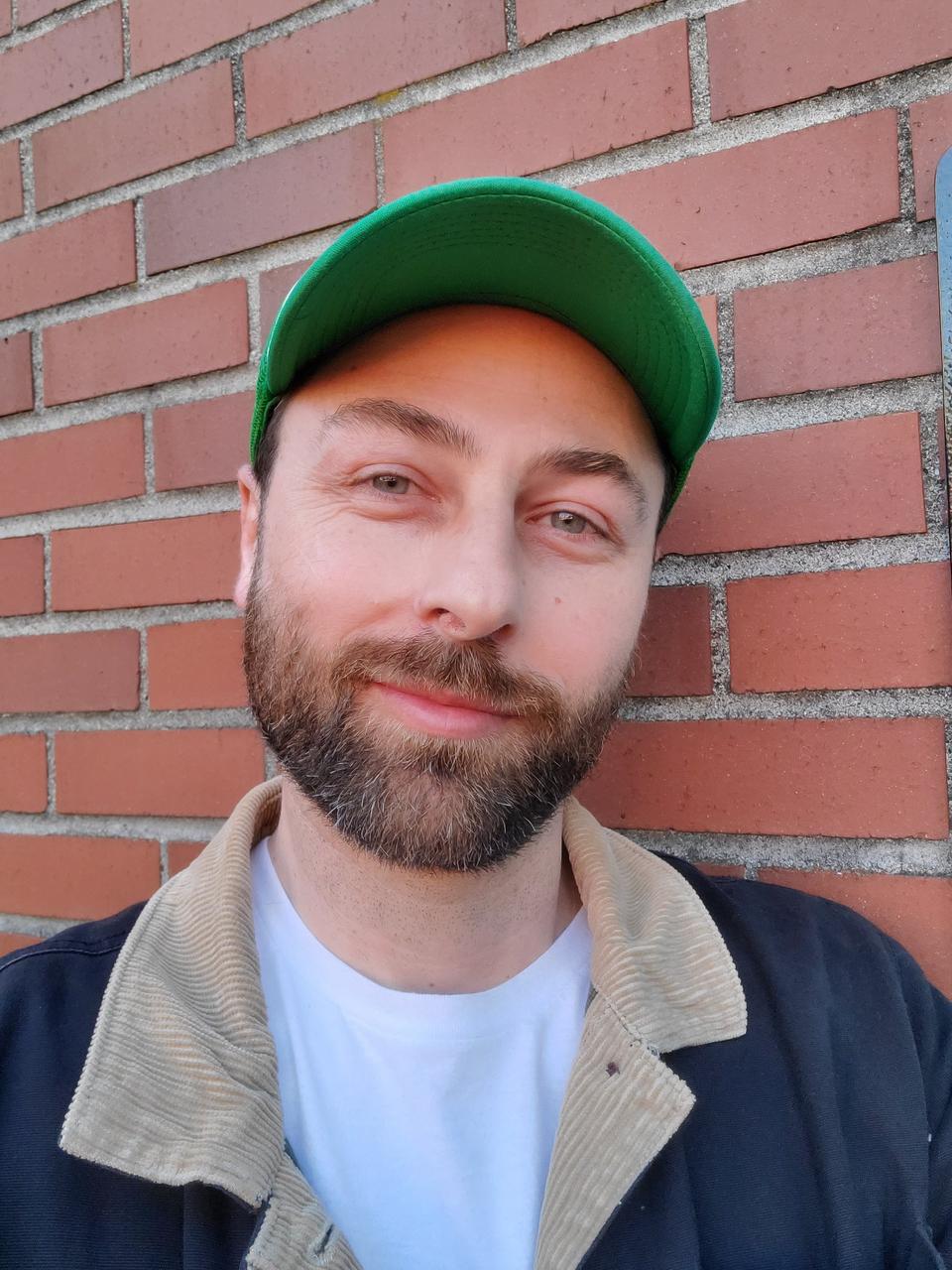 Profile photo 8 of 9
