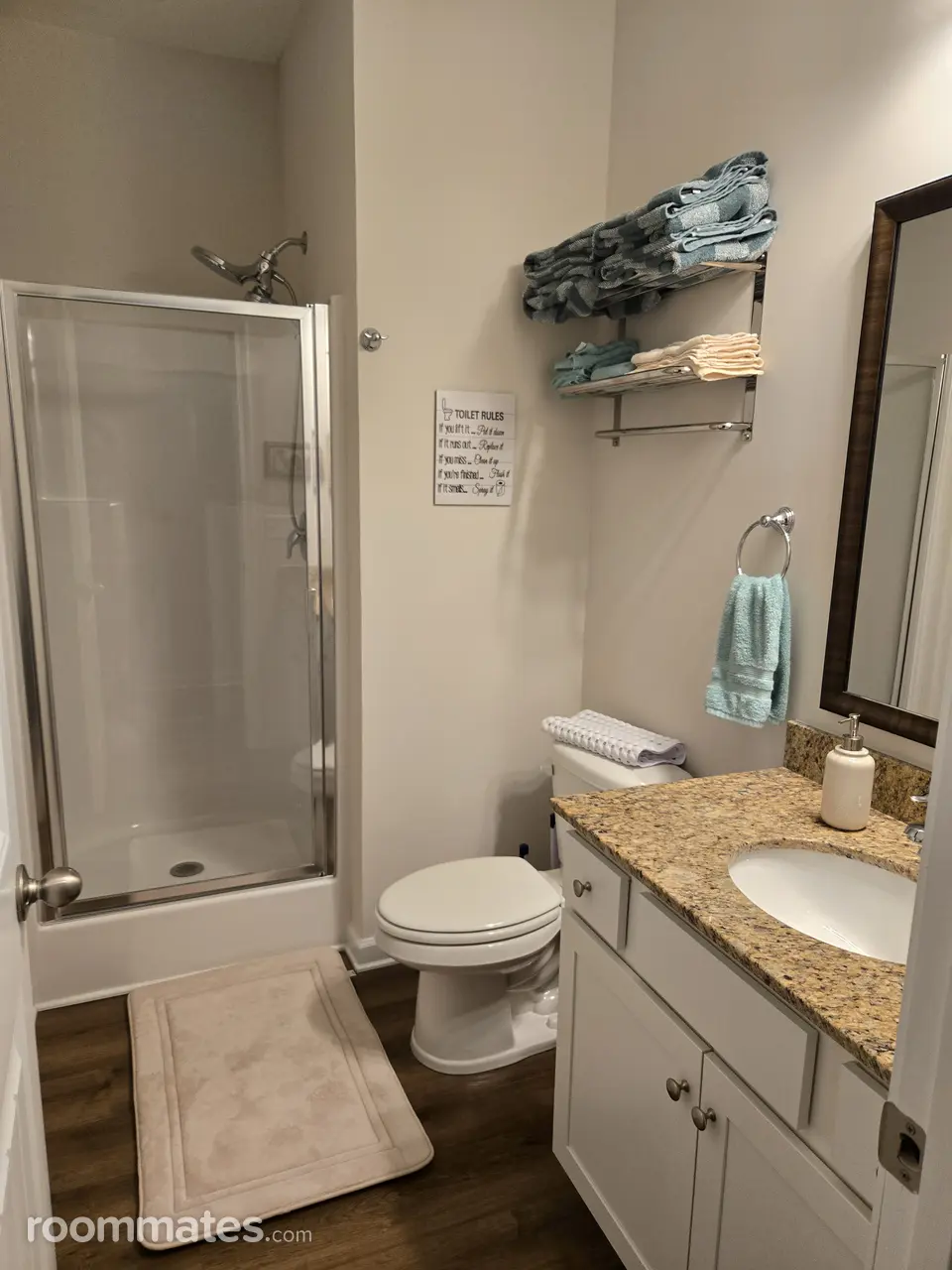 Profile photo 1 of 6