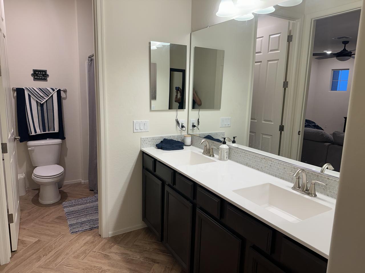 Profile photo 6 of 11