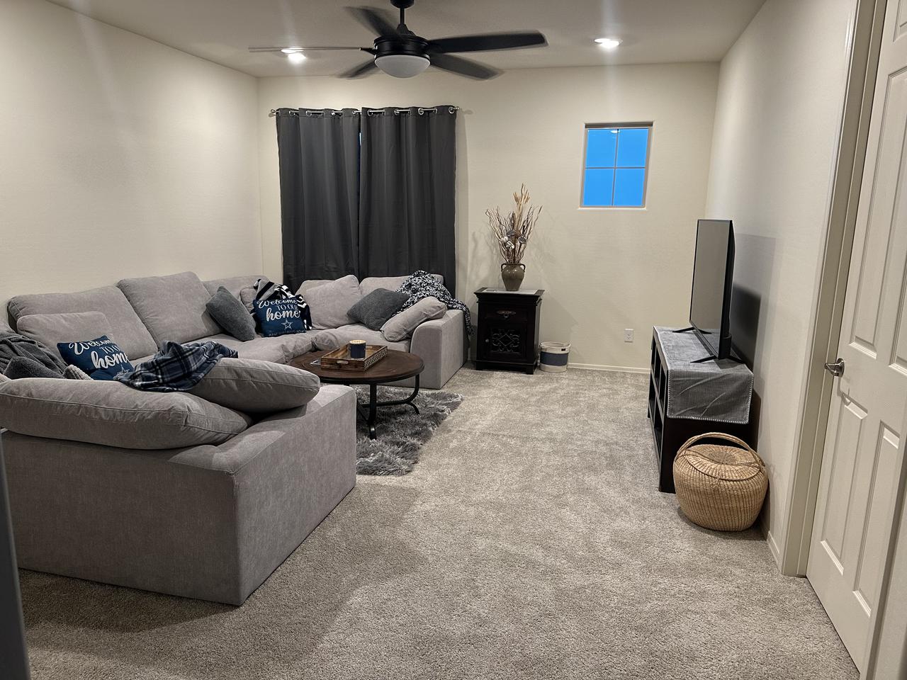 Profile photo 5 of 11